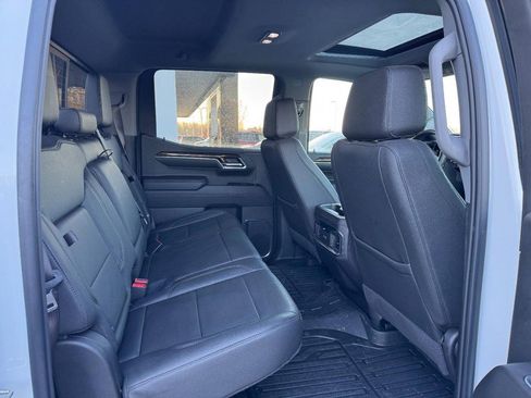 Used 2024 GMC Sierra 1500 Elevation w/ Elevation Premium Package image 13