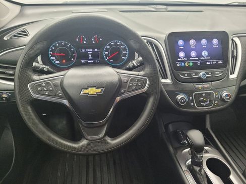 Used 2025 Chevrolet Malibu LS FWD image 22