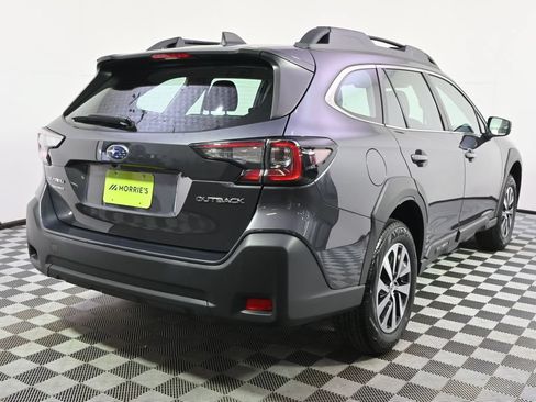 Used 2024 Subaru Outback AWD/4WD image 6