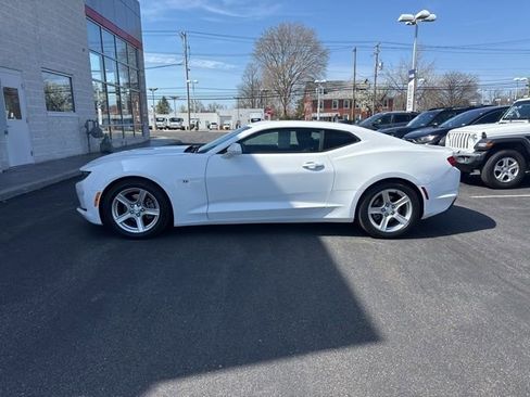 Used 2023 Chevrolet Camaro LT RWD image 2