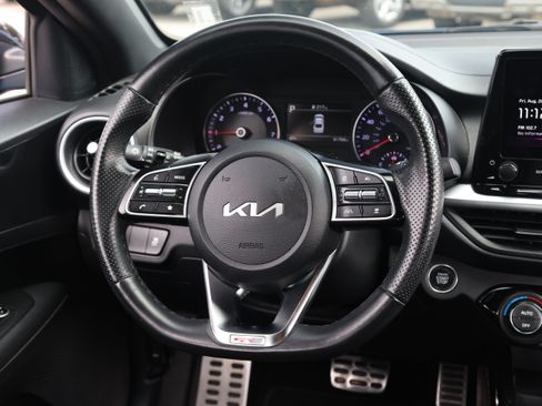 Used 2023 Kia Forte GT-Line w/ GT-Line Technology Package FWD image 8