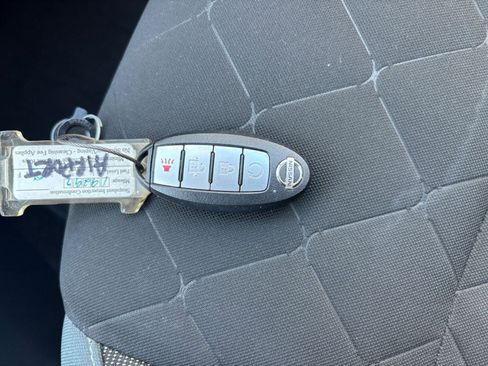 Used 2020 Nissan Kicks SV image 21