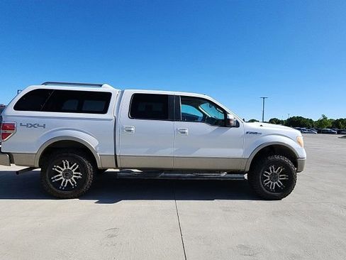 Used 2010 Ford F150 Lariat AWD/4WD image 2