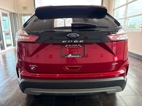 Used 2022 Ford Edge SEL w/ Convenience Package AWD/4WD image 7