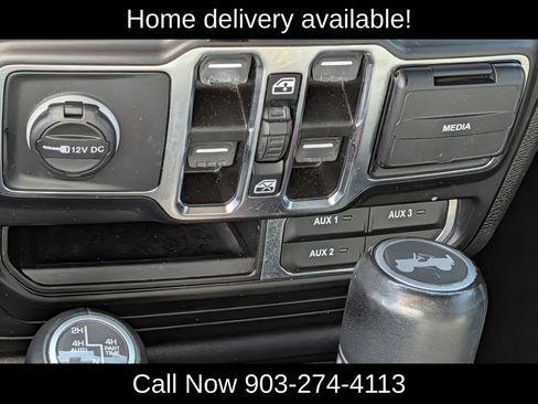 Used 2021 Jeep Wrangler Unlimited Sahara AWD/4WD image 18