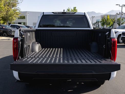 New 2026 Toyota Tundra Limited AWD/4WD image 8