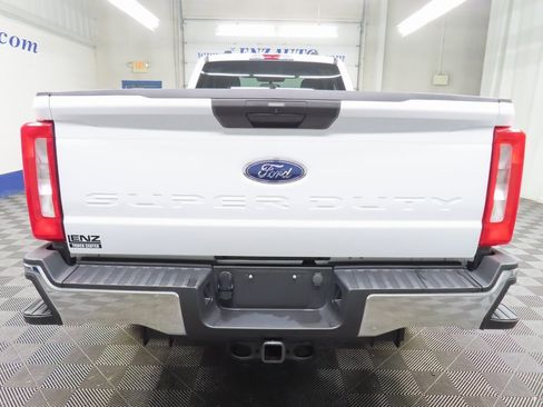 Used 2024 Ford F350 XLT image 31