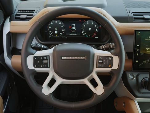 Used 2026 Land Rover Defender 110 S AWD/4WD image 17