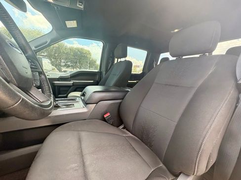 Used 2019 Ford F150 XLT w/ Equipment Group 302A Luxury AWD/4WD image 12