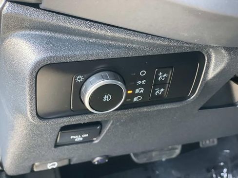 Used 2025 Ford Bronco Outer Banks image 14