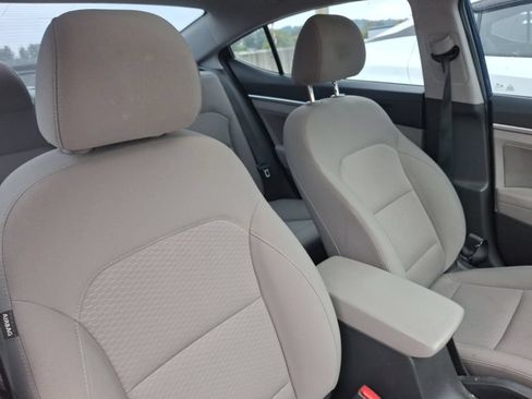 Used 2020 Hyundai Elantra Value Edition FWD image 12