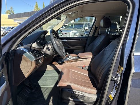 Used 2015 BMW X5 xDrive35i w/ Premium Package AWD/4WD image 42