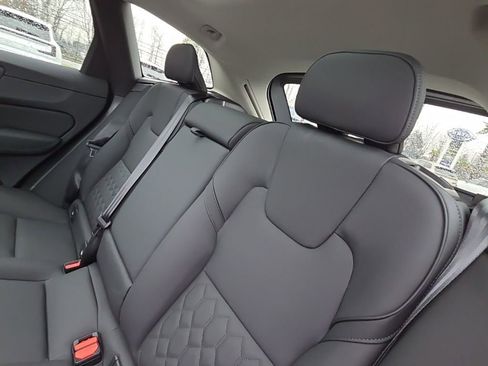 New 2026 Volvo XC60 B5 Core w/ Protection Package Premier AWD/4WD image 6