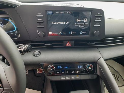 New 2025 Hyundai Elantra Sport image 15