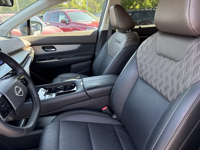Certified 2026 Nissan Murano Platinum w/ Cargo Package AWD/4WD image 5