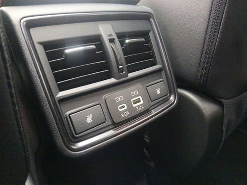 Certified 2025 Subaru Forester Touring AWD/4WD image 25