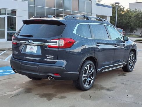 Used 2023 Subaru Ascent Limited w/ Technology Package AWD/4WD image 4