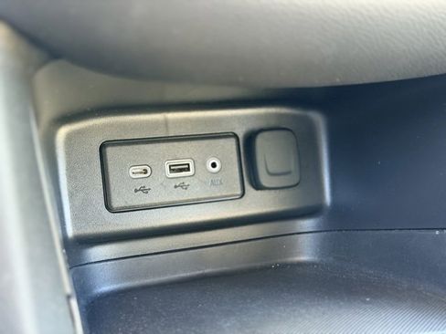 Certified 2024 Chevrolet Equinox LT w/ LPO, Floor Liner Package image 16