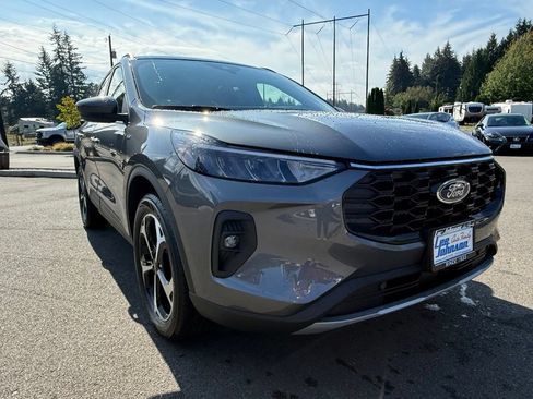 Used 2025 Ford Escape ST-Line Select AWD/4WD image 7