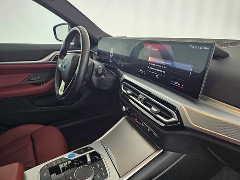Used 2023 BMW i4 eDrive40 RWD image 11