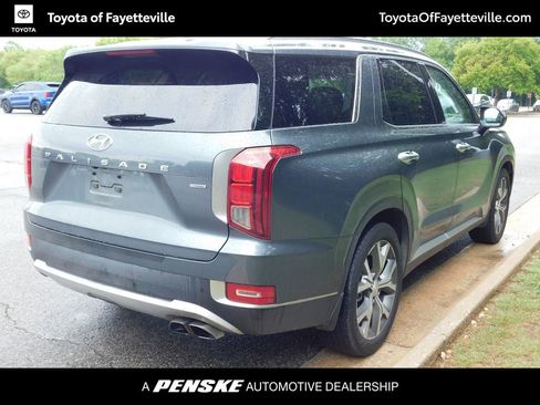 Used 2021 Hyundai Palisade SEL w/ Premium Package AWD/4WD image 4