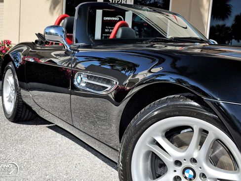 Used 2001 BMW Z8 image 4