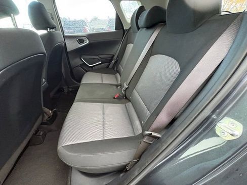 Used 2024 Kia Soul LX w/ Option Group 015 image 11