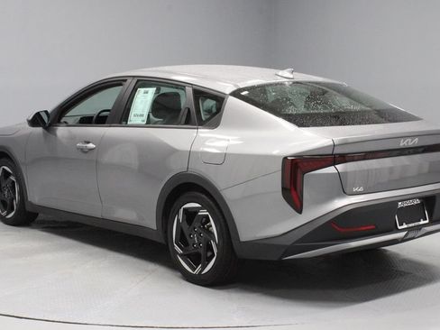 Used 2025 Kia K4 EX FWD image 8