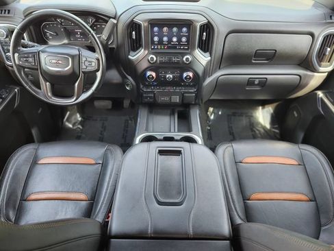 Used 2021 GMC Sierra 1500 AT4 w/ AT4 Preferred Package AWD/4WD image 12