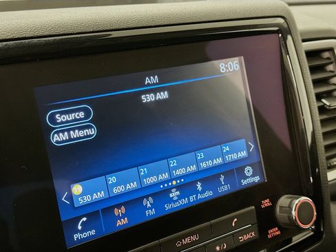 Used 2023 Nissan Frontier SV image 21