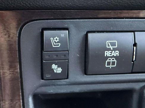 Used 2015 GMC Acadia SLT w/ Technology Package image 38