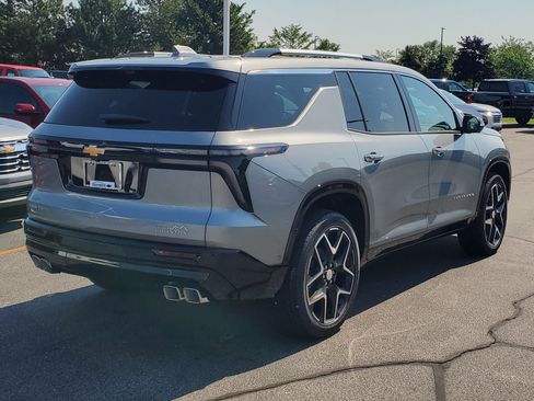 New 2026 Chevrolet Traverse High Country w/ LPO, Floor Liner Package FWD image 2