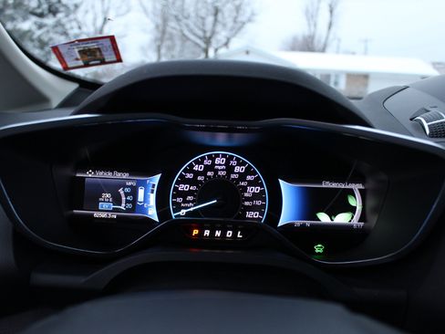 Used 2013 Ford C-MAX SEL image 21