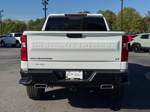 New 2026 Chevrolet Silverado 1500 LT Trail Boss w/ Convenience Package II AWD/4WD image 4