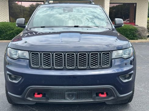 Used 2018 Jeep Grand Cherokee Trailhawk image 2