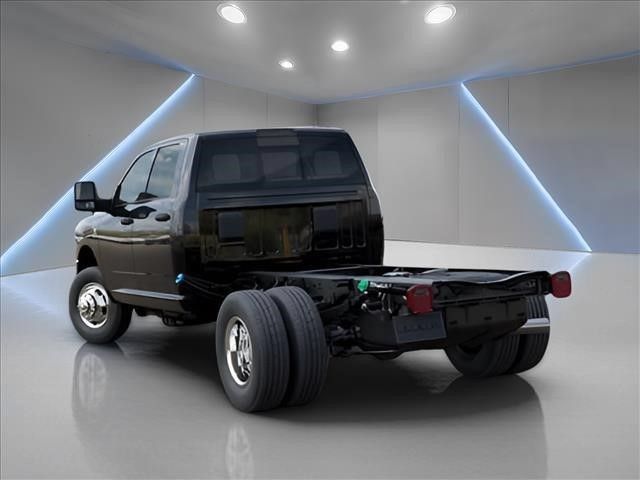 New 2026 RAM 3500 Tradesman w/ Chrome Appearance Group A AWD/4WD image 3