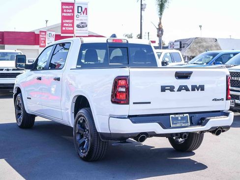 New 2026 RAM 1500 Big Horn AWD/4WD image 8