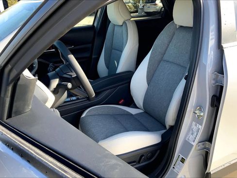 New 2026 MAZDA CX-30 Aire Edition AWD/4WD image 9