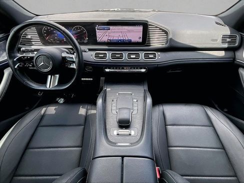 Used 2024 Mercedes-Benz GLS 450 4MATIC image 16