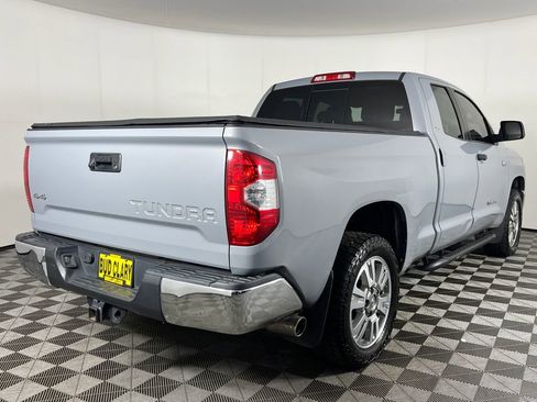 Used 2018 Toyota Tundra SR5 AWD/4WD image 6