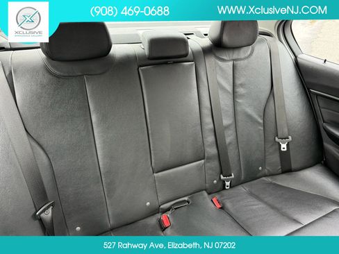 Used 2018 BMW 320i xDrive Sedan w/ Premium Package image 23