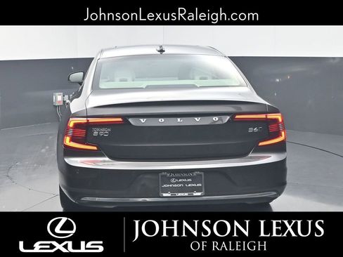 Used 2024 Volvo S90 B6 Ultimate image 8