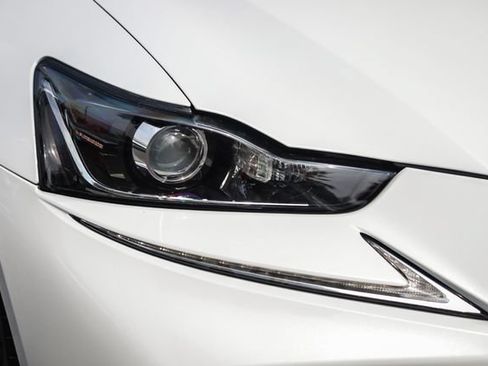 Used 2018 Lexus IS 300 F Sport w/ F Sport Package AWD/4WD image 10