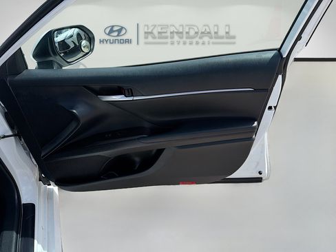 Used 2023 Toyota Camry LE w/ Convenience Package image 30