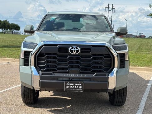New 2026 Toyota Tundra SR5 AWD/4WD image 3
