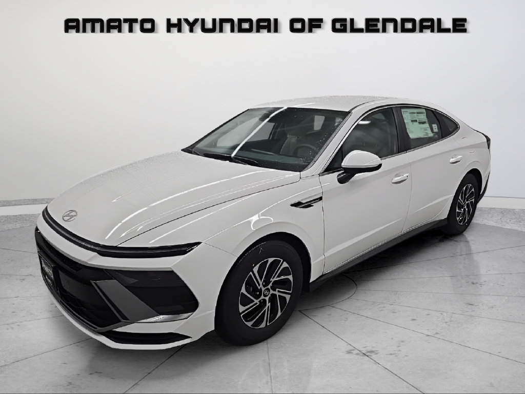 New 2026 Hyundai Sonata Blue FWD image 2
