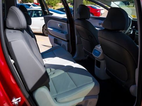 New 2026 Hyundai Ioniq 9 SEL w/ Tow & Go Package image 14