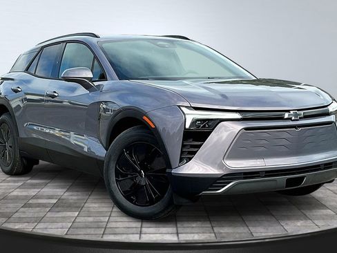 New 2026 Chevrolet Blazer EV LT image 2
