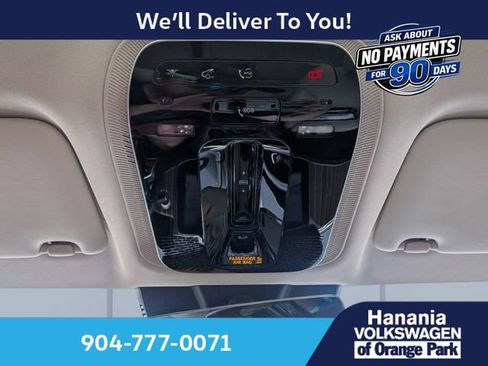 Used 2025 Mercedes-Benz E 350 Sedan image 28