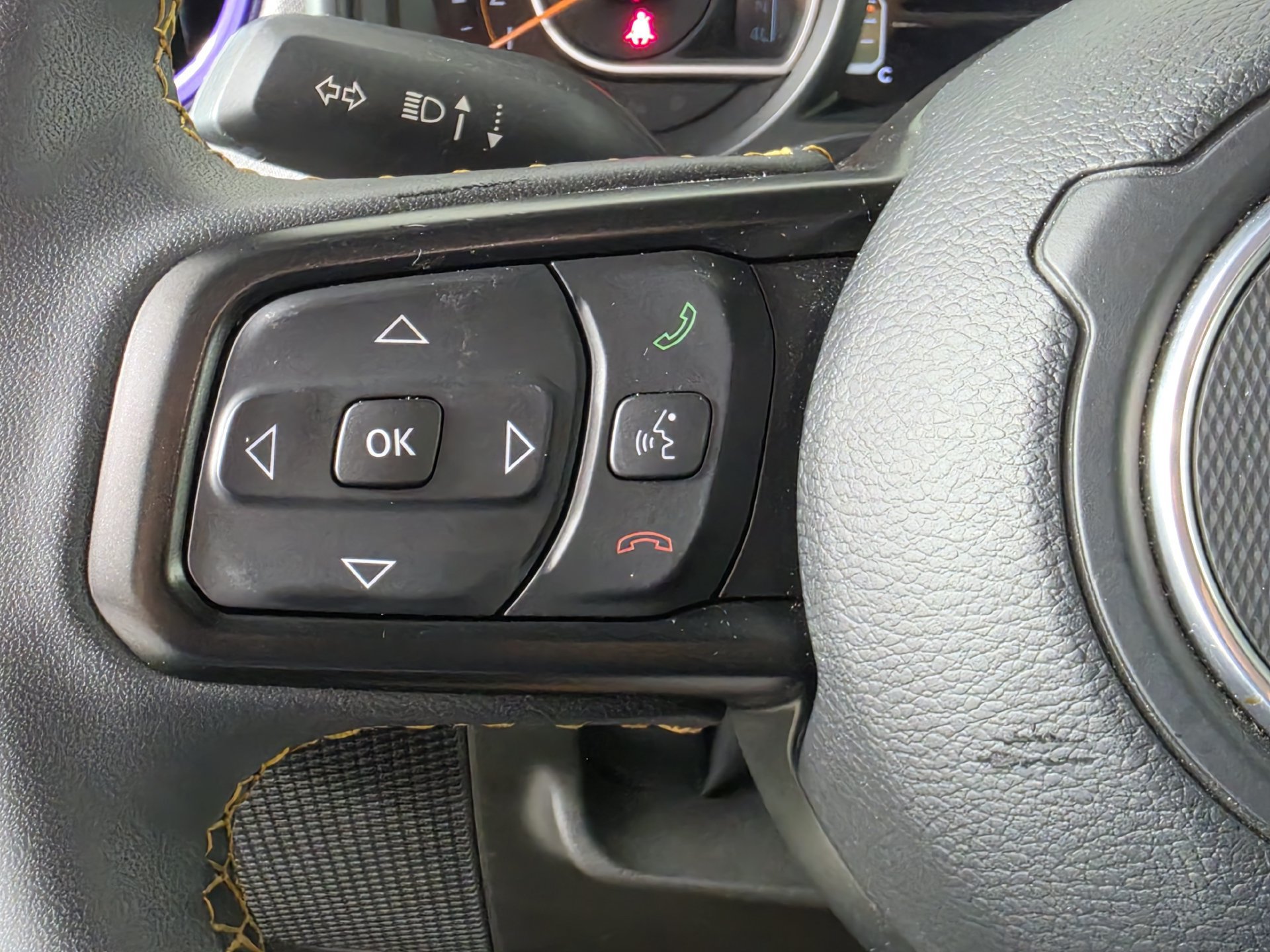Used 2024 Jeep Wrangler Unlimited Sport AWD/4WD image 9